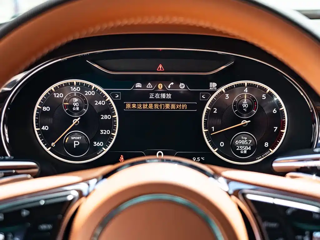 Bentley Flying Spur 2022 — фото 10