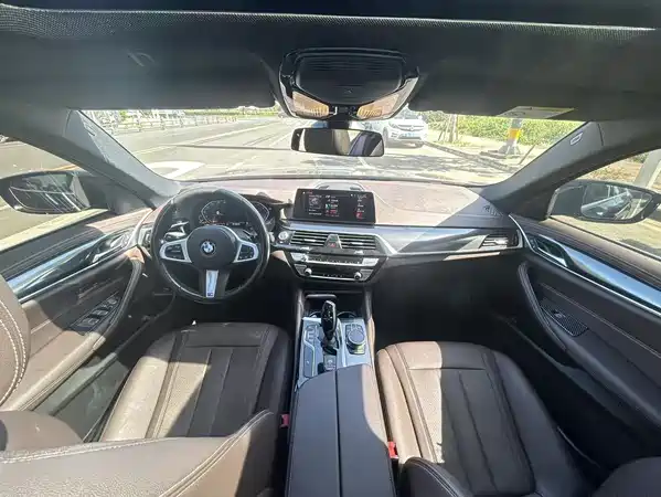 BMW 5 Series 2020