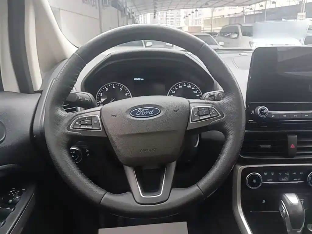 Ford Ecosport 2017 — фото 11
