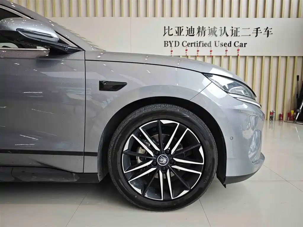 BYD Qin L 2025 — фото 15