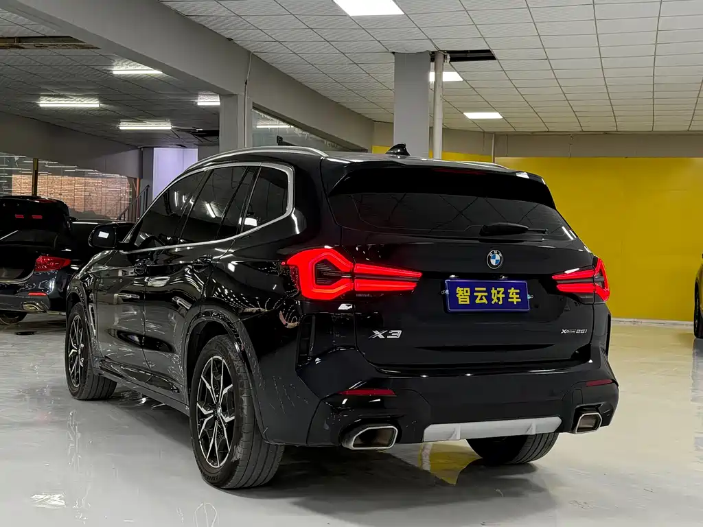 BMW X3 2022 — фото 7