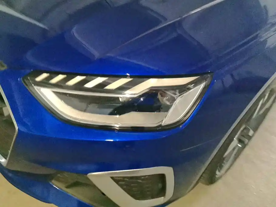 Audi A4L 2021