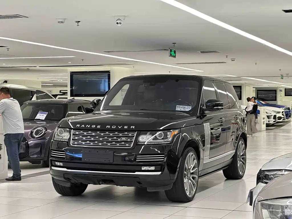 Land Rover Range Rover 2017 — фото 1