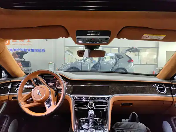 Bentley Flying Spur 2021