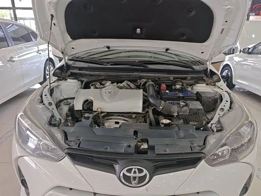 Toyota Yaris L 2019 — фото 20