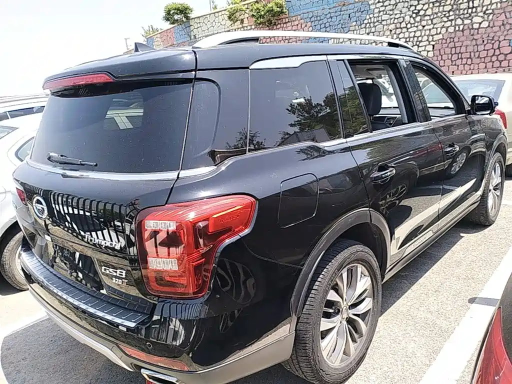GAC Motor Trumpchi GS8 2018 — фото 7