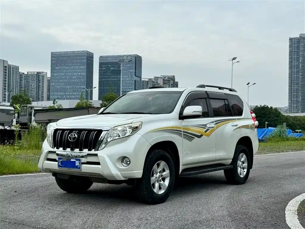 Toyota Prado 2017 — фото 3