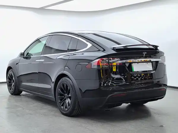 Tesla Model X 2016