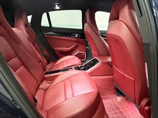 Porsche Panamera 2019