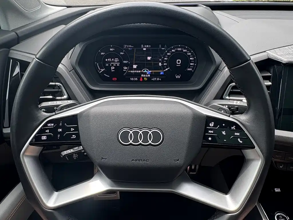 Audi Q5 e-tron 2022 — фото 26