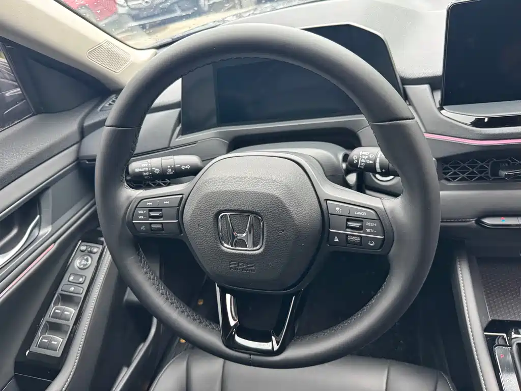 Honda Accord 2025 — фото 13