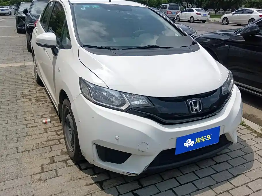 Honda Fit 2016 — фото 2