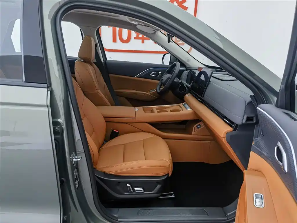 Haval H6L 2025 — фото 23
