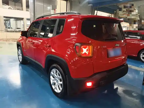 Jeep Freeman 2018