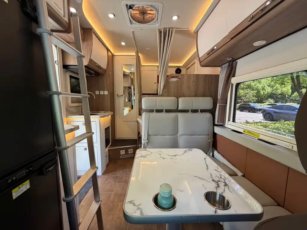 Maxus V100 RV 2023 — фото 11