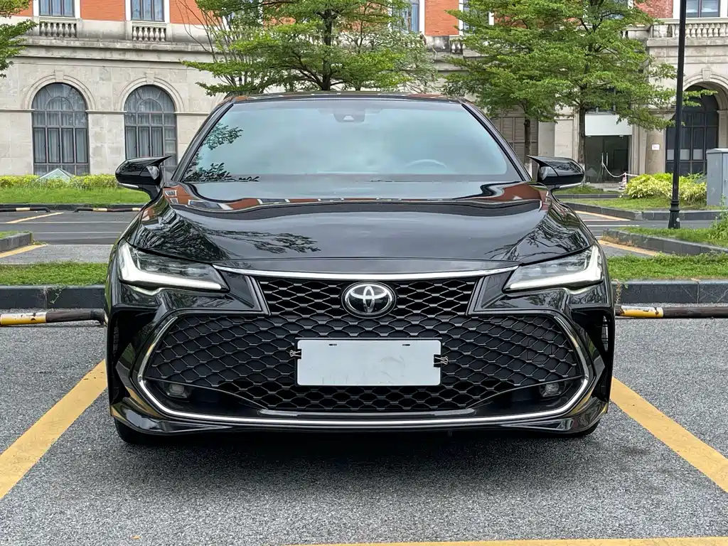 Toyota Avalon 2022 — фото 2