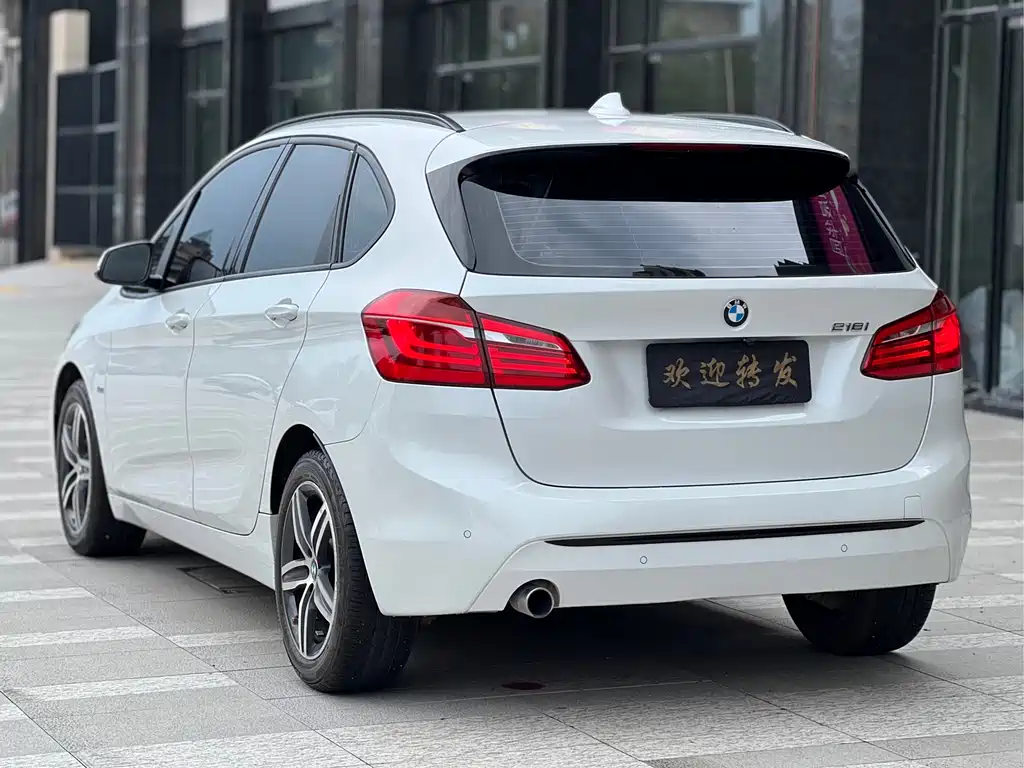 BMW 2 Series Active Tourer 2018 — фото 12