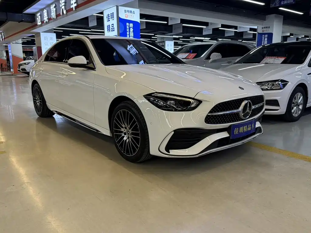 Mercedes-Benz C-Class 2023 — фото 3