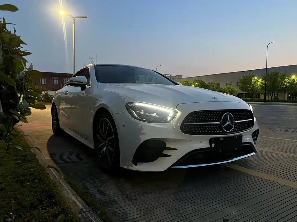 Mercedes-Benz E-Class 2021
