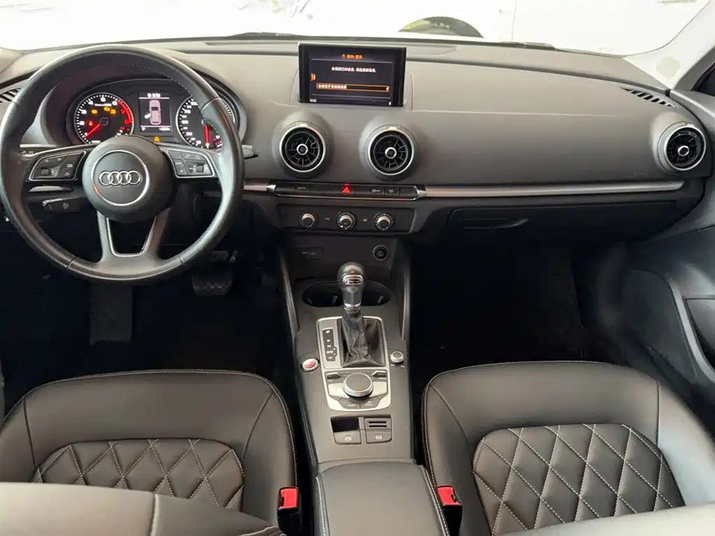 Audi A3 2020 — фото 10