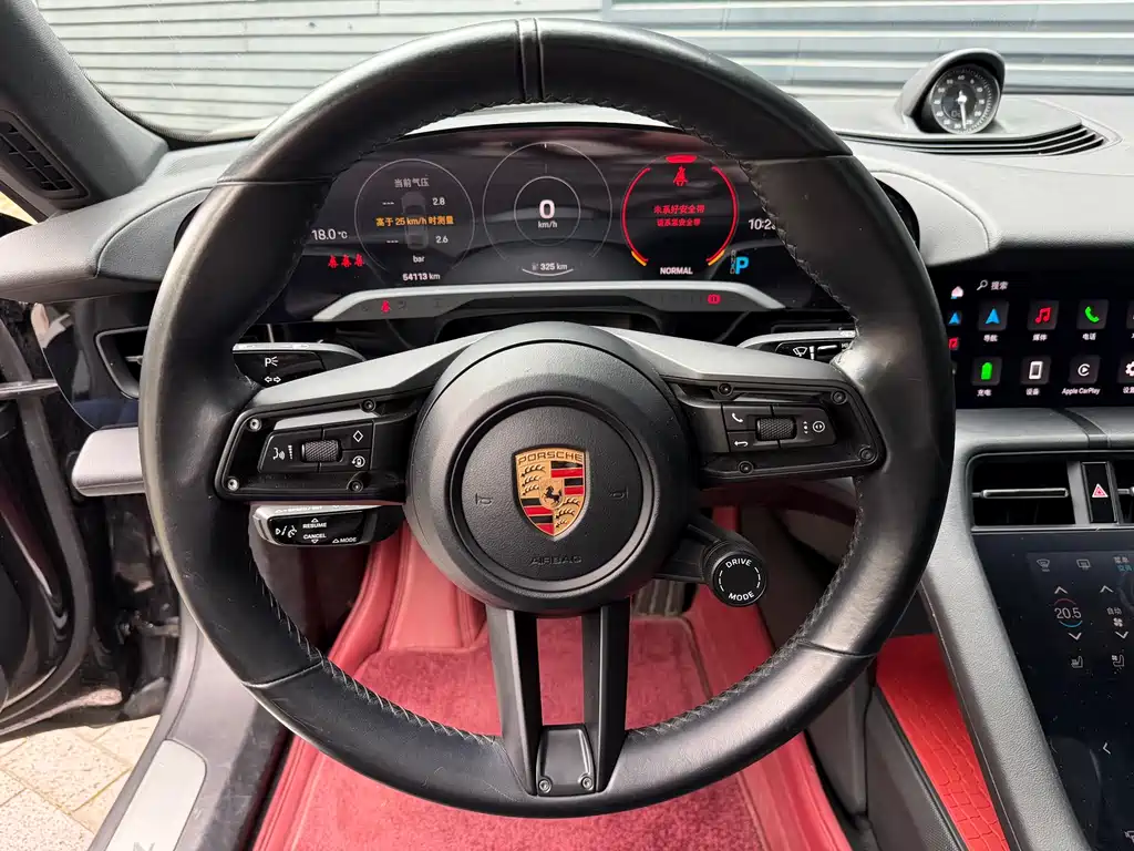 Porsche Taycan 2020 — фото 12