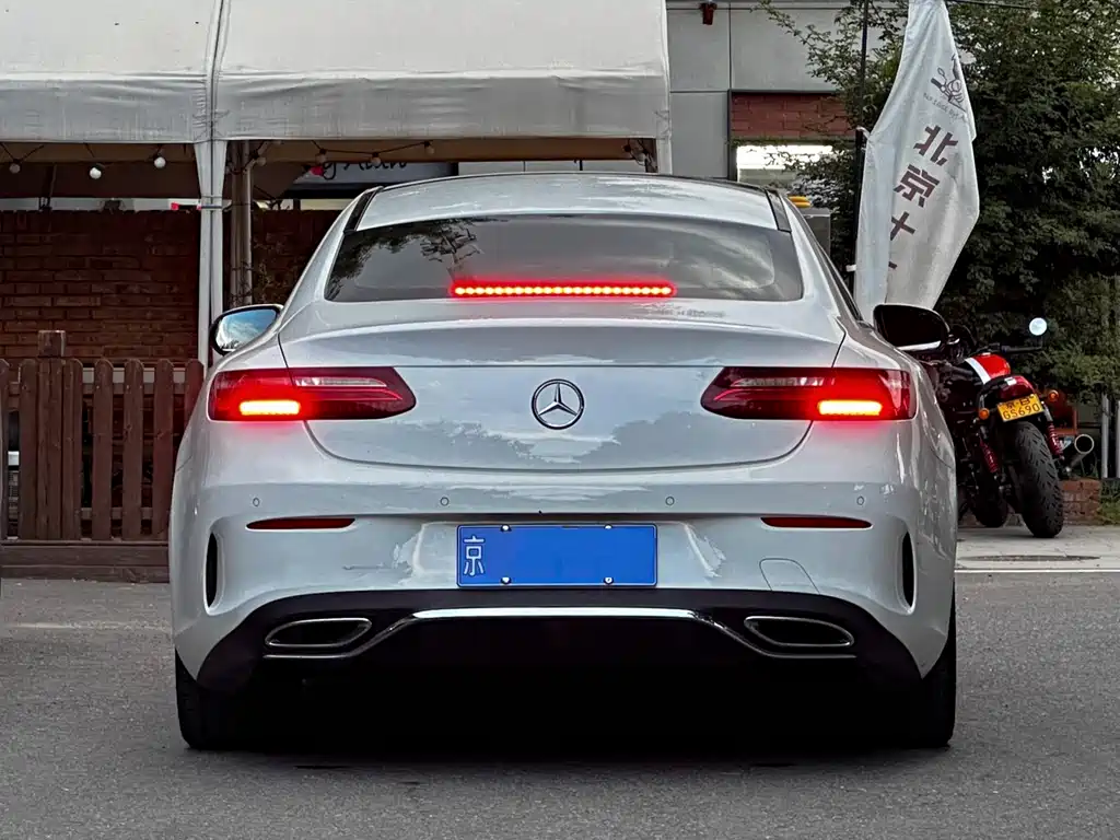 Mercedes-Benz E-Class 2018 — фото 10