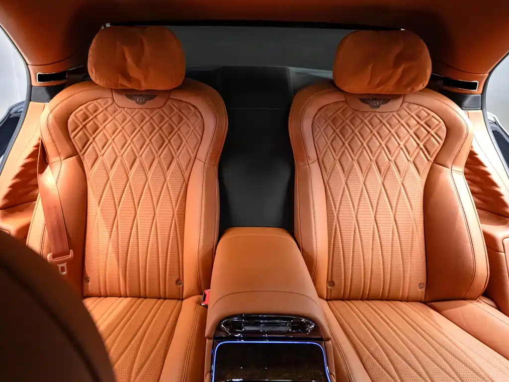 Bentley Flying Spur 2022 — фото 10