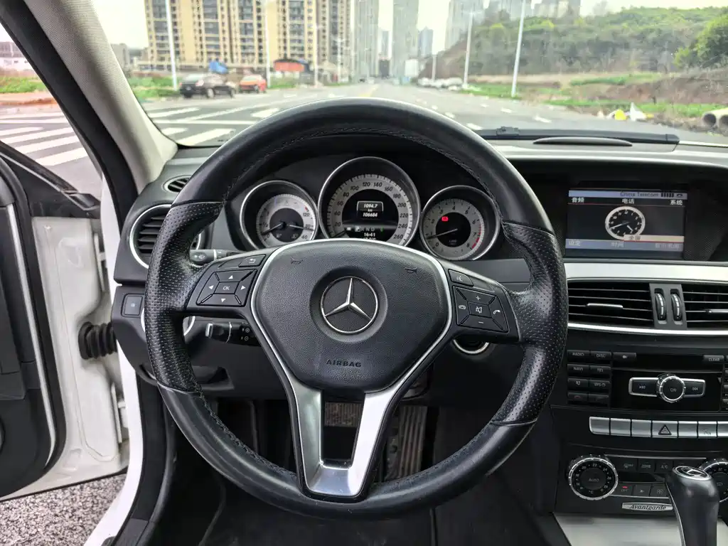 Mercedes-Benz C-Class 2013 — фото 13