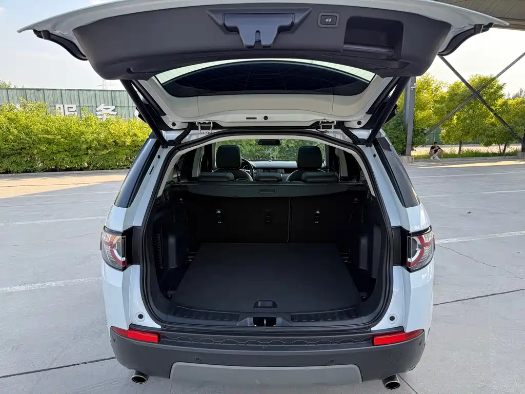 Land Rover Discovery Sport 2016 — фото 30
