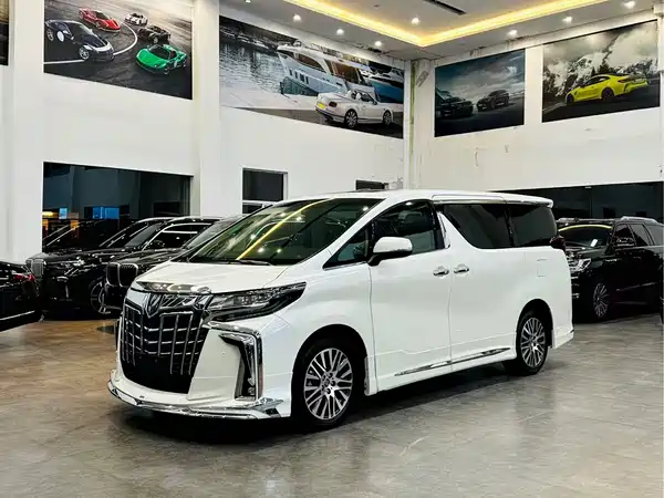 Toyota Alphard 2015