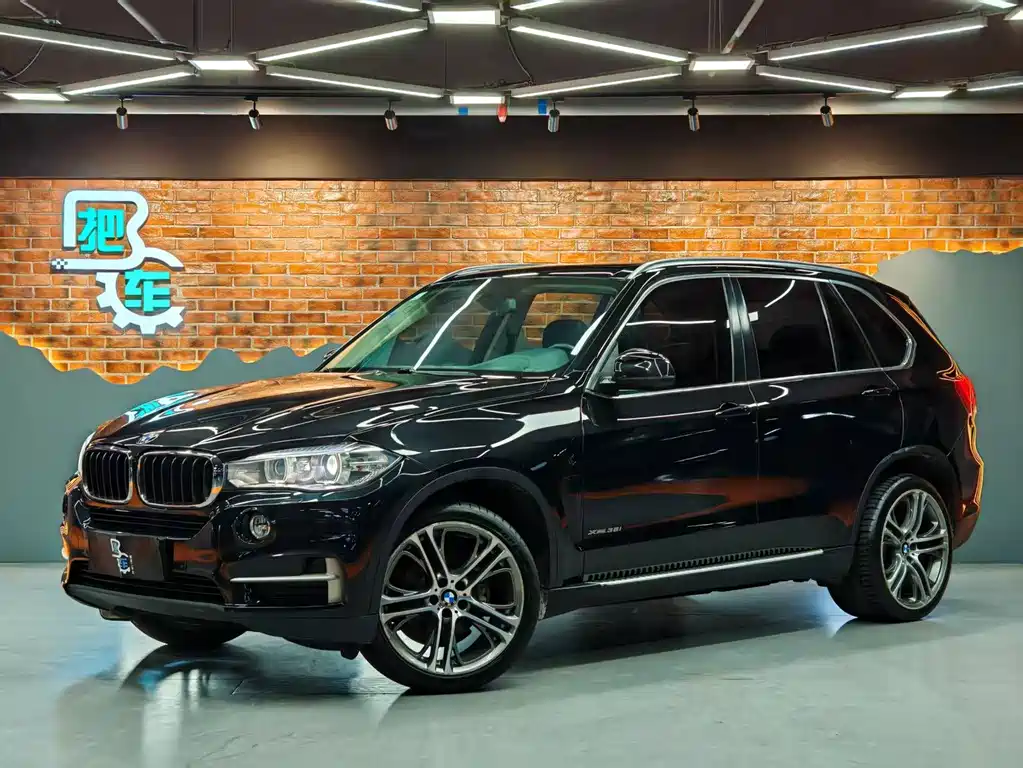 BMW X5 2015 — фото 1