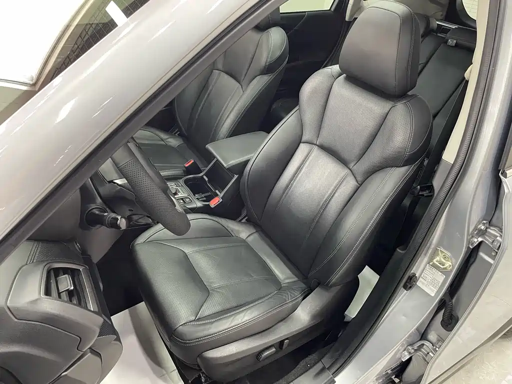 Subaru Forester 2021 — фото 15