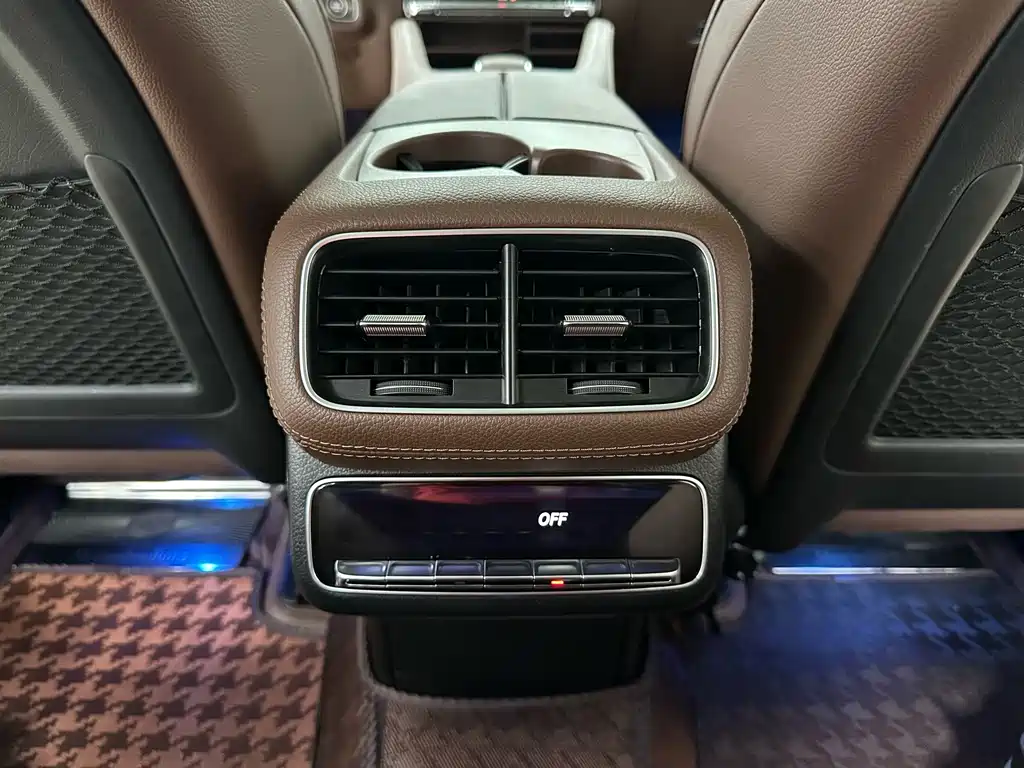 Mercedes-Benz GLE 2023 — фото 14
