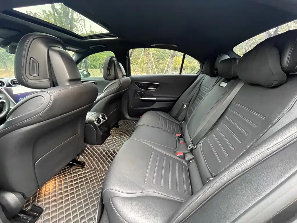 Mercedes-Benz C-Class 2022 — фото 6
