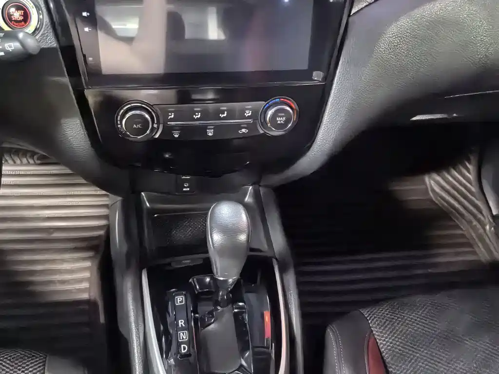 Nissan Qashqai 2017 — фото 10