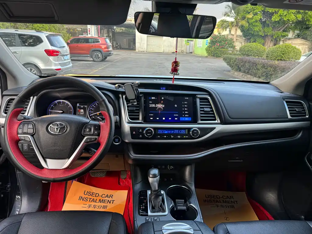 Toyota Highlander 2018 — фото 8