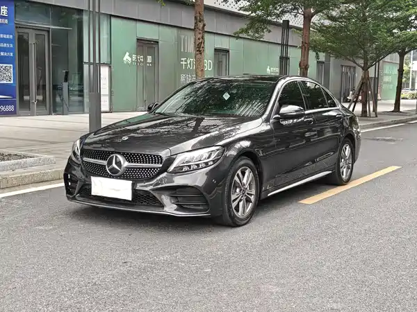 Mercedes-Benz C-Class 2021