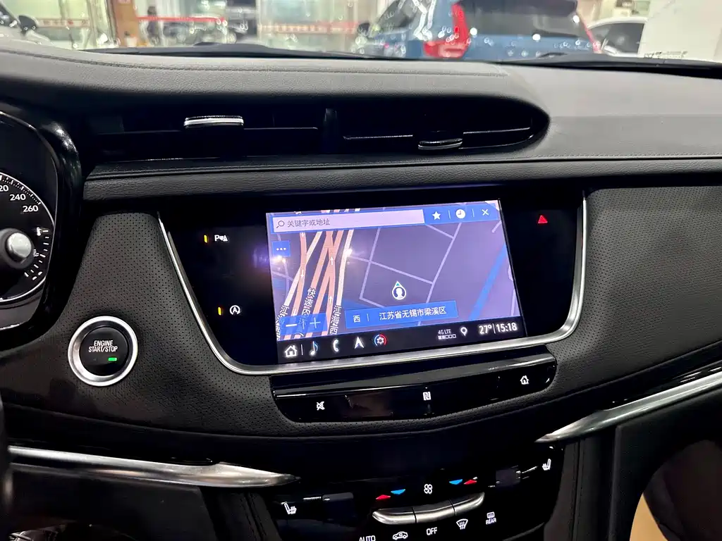 Cadillac XT5 2019 — фото 11