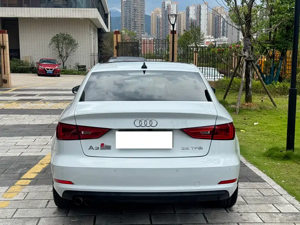 Audi A3 2015 — фото 4