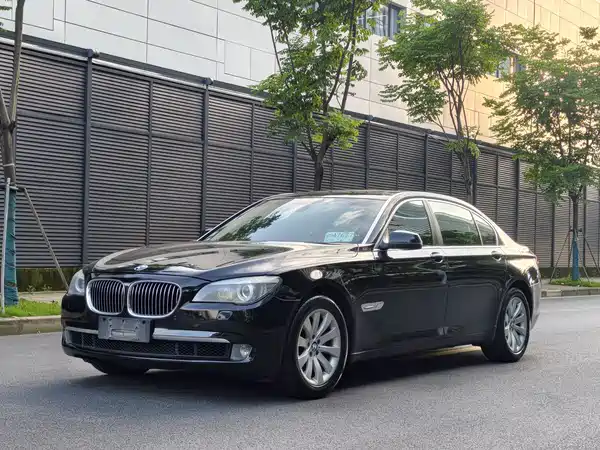 BMW 7 Series 2011