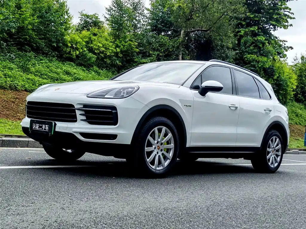 Porsche Cayenne Hybrid 2019