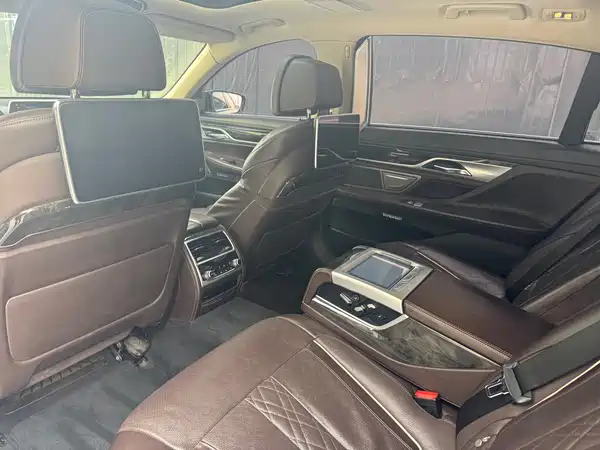 BMW 7 Series 2016