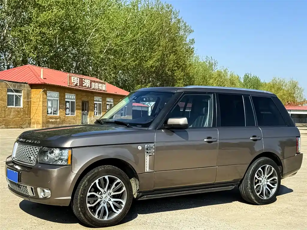 Land Rover Range Rover 2010 — фото 4