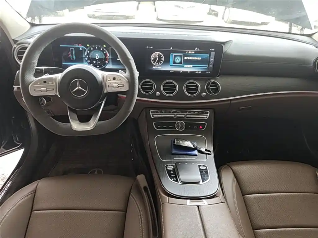 Mercedes-Benz E-Class 2020 — фото 10