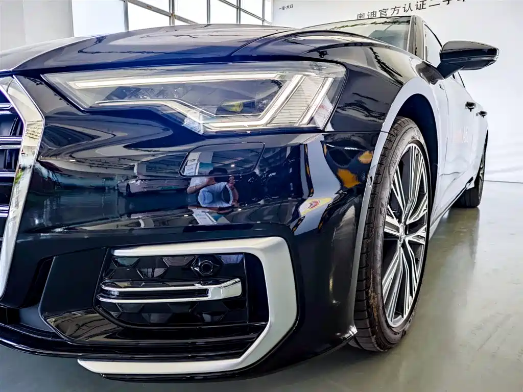 Audi A6L 2025 — фото 6
