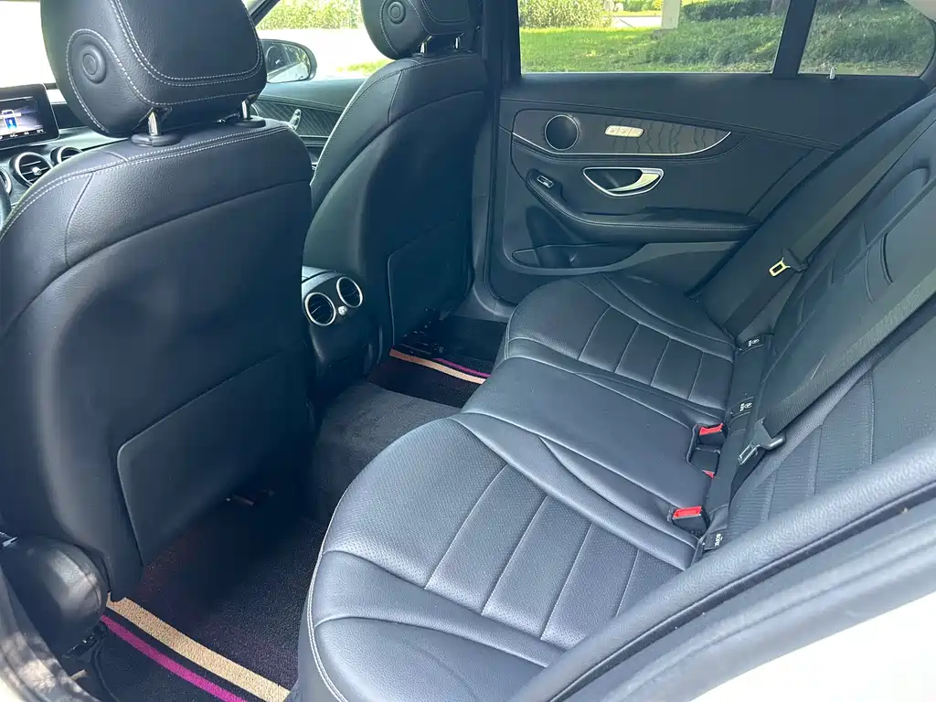 Mercedes-Benz C-Class 2018 — фото 9