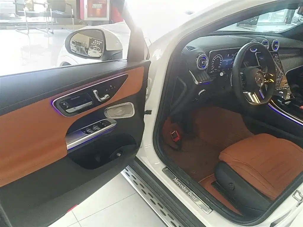 Mercedes-Benz GLC 2023 — фото 16