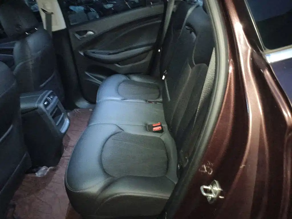 Buick Envision Plus 2019 — фото 15