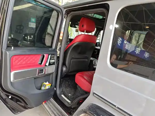 Mercedes-Benz G-Class 2019
