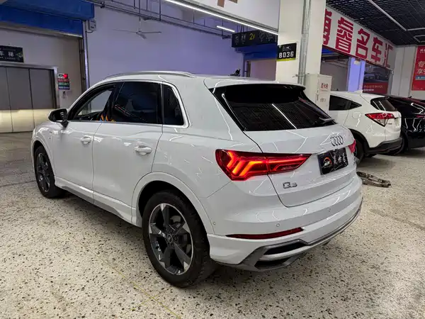 Audi Q3 2022
